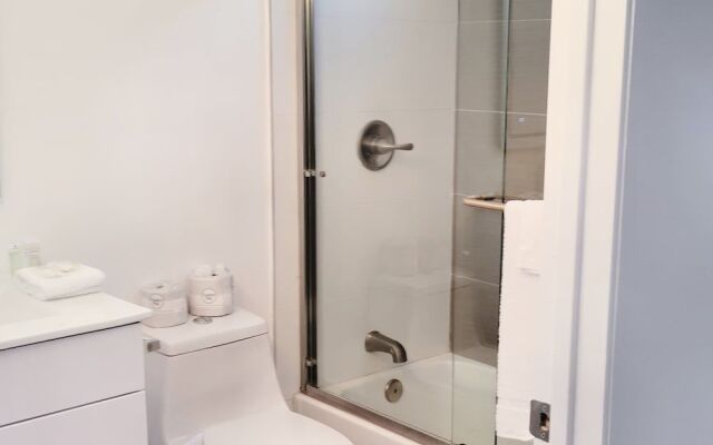 StaysPro - Hollywood Homes Minutes to Everything