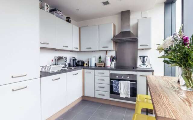 Modern 2 Bedroom Flat in Zone 1