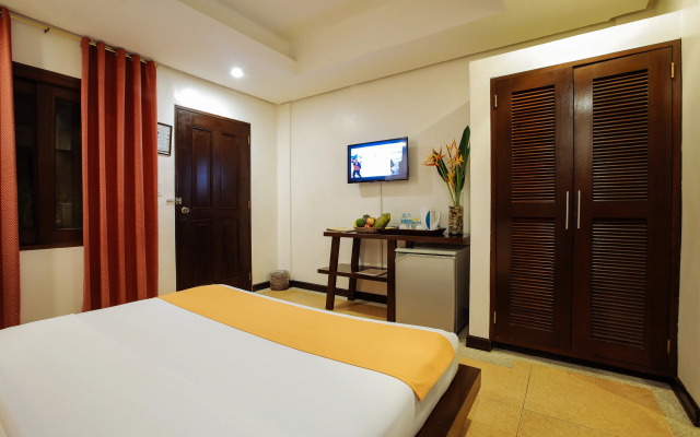 Paradise Garden Hotel and Convention Boracay Powered by ASTON