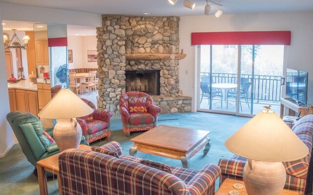 Summit 2807 - 3 Br Condo