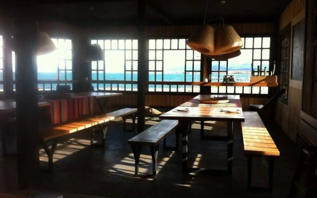 Kau Lodge