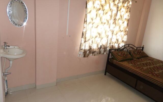 Hotel Ladli Lodging