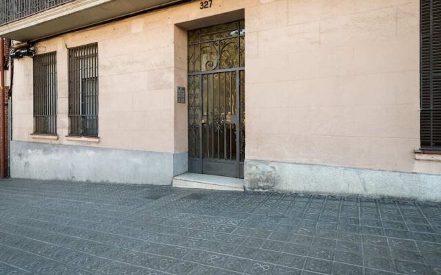 Modern Studio,sleeps3,10min Sagrada Familia Temple