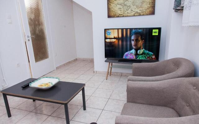 Cozy apartment in Pireas
