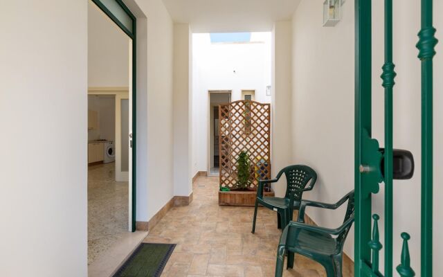 3281 House Zia Fiume by Barbarhouse