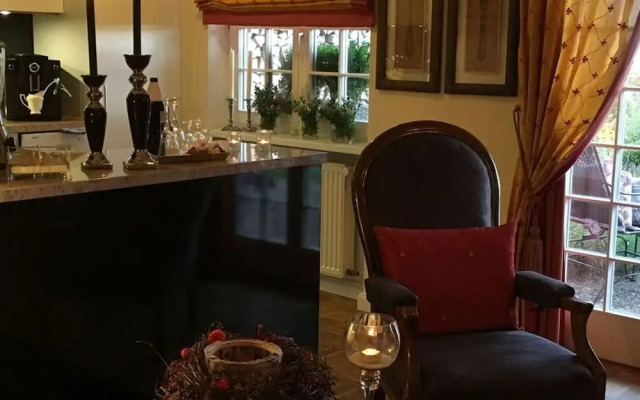 Holiday Apartment Garden Suite