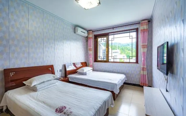 Simatai Jufuyuan Homestay