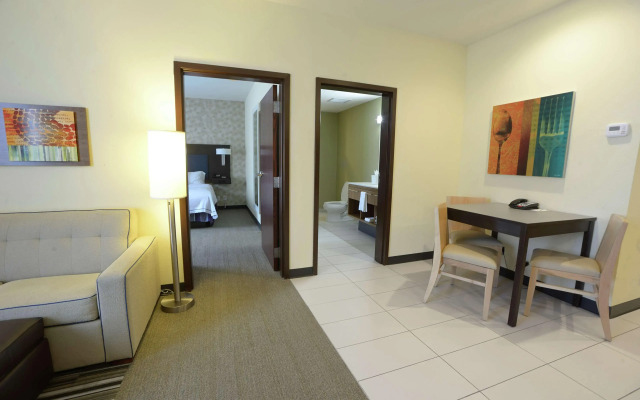 Home2Suites by Hilton Edmond