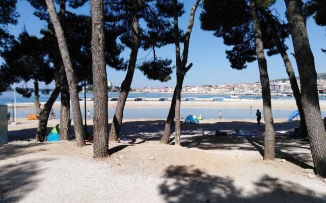 Vale - 450m to the Beach - SA2