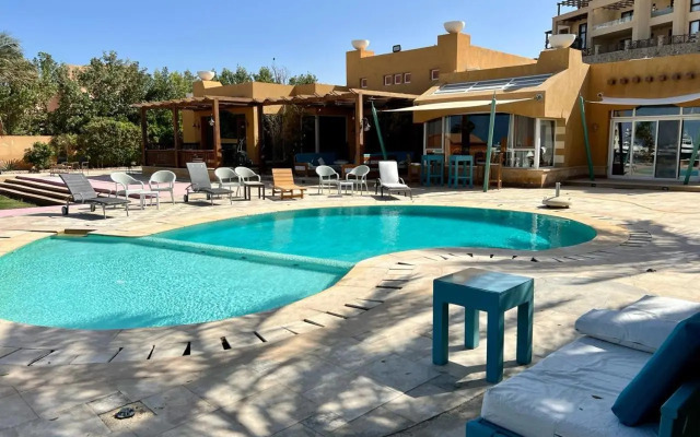 MB 2 Palace New Marina El Gouna