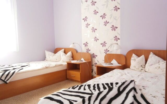 Willa Aga - Bed & Breakfast