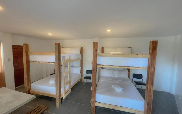 Meili Beach Resort