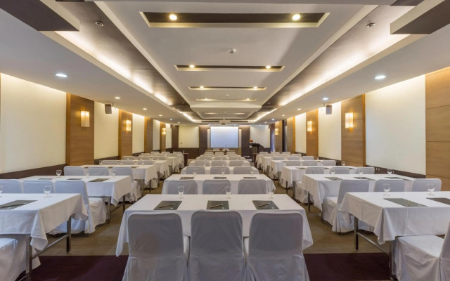 Kantary Bay Hotel And Serviced Apartments