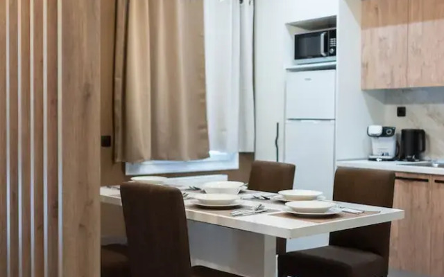 Aurora Breeze Trikala Town