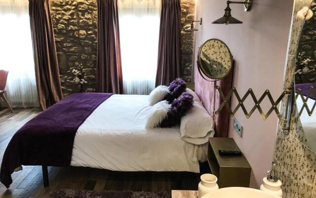 La Casona de Alútiz & Bodega