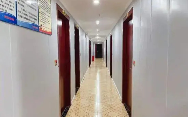 Xuanhan Xuan Business Hotel
