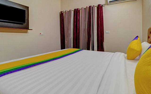 Itsy By Treebo - Divine Inn