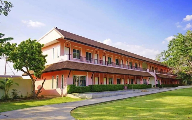 Aurora Resort Kanchanaburi