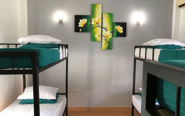Backpack Hostel 44