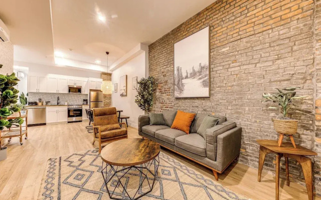 Bohemian Vieux Quebec Two Bedroom