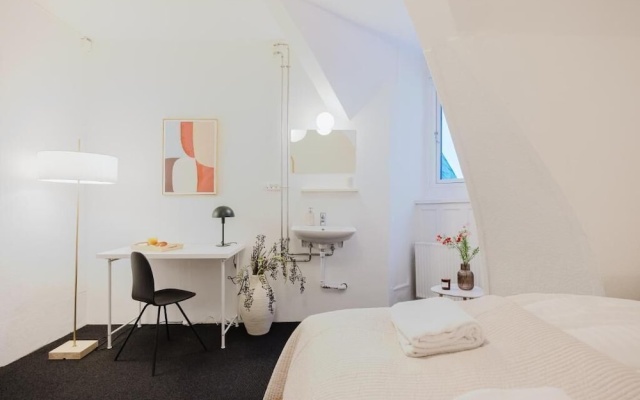 Nomad City Hotels