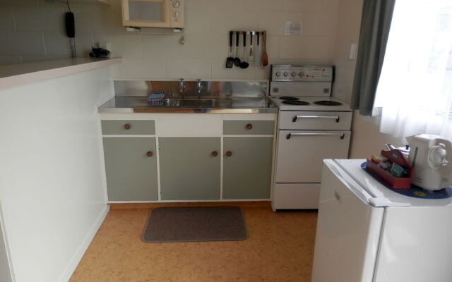 Pukenui Lodge Motel & Hostel/Backpackers