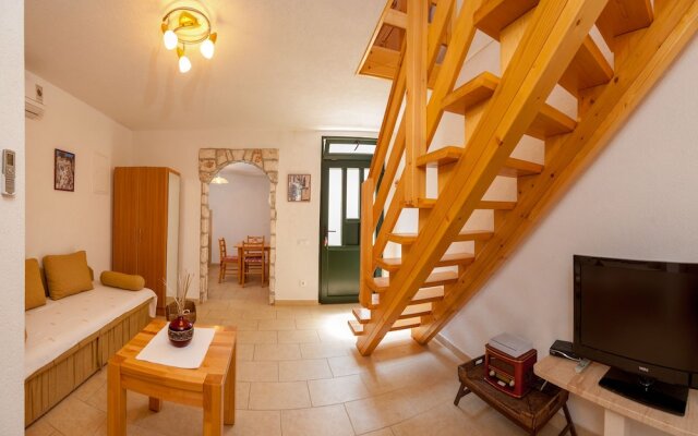 Apartments Mande and Kate