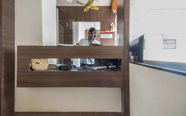 Aasra Lodge by OYO Rooms