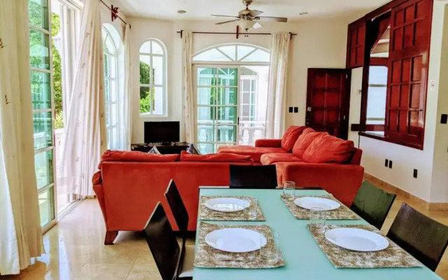 6br 2kitchen @beach and 5th Ave Pool Fase1 16max