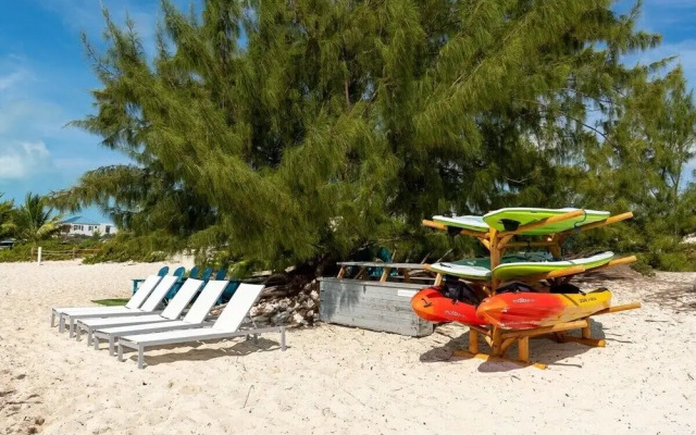 2bdr Beachside Vacation Villa, Hotel Amenities v6