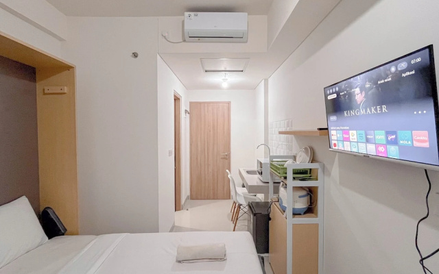 White Style Studio (No Kitchen) Apartment Bandaraya - Tallasa City Makassar – Guest Rooms – Makassar