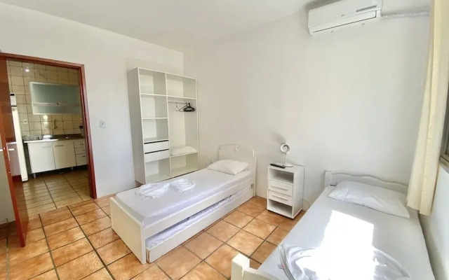 Residencial Las Rocas I
