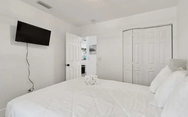 117 127th Ave E Unit 3