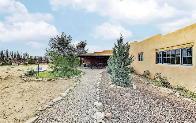 Alfreds Hacienda & Casita W/ Hot Tub & Fireplaces 4 Bedroom Home