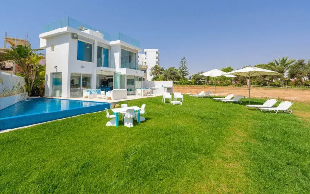 Emerald villa