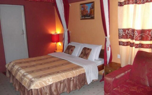 Palmdew Highland Hotel