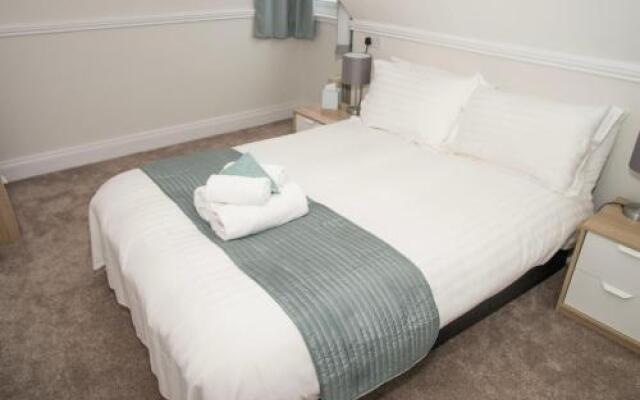 Longstone House Hotel