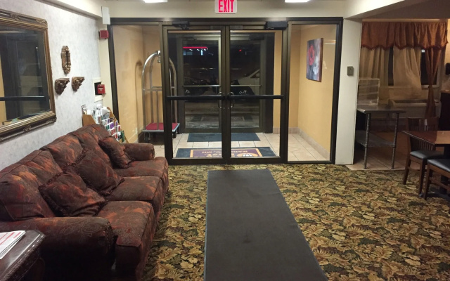 Coratel Inn & Suites Mankato