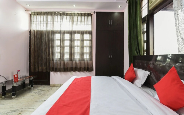 Mu Stay Guest House by OYO Rooms
