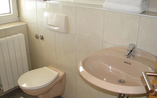 Anka - With Open Jacuzzi - SA4