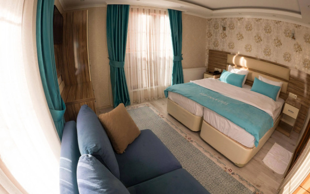 Elif Inan Hotel
