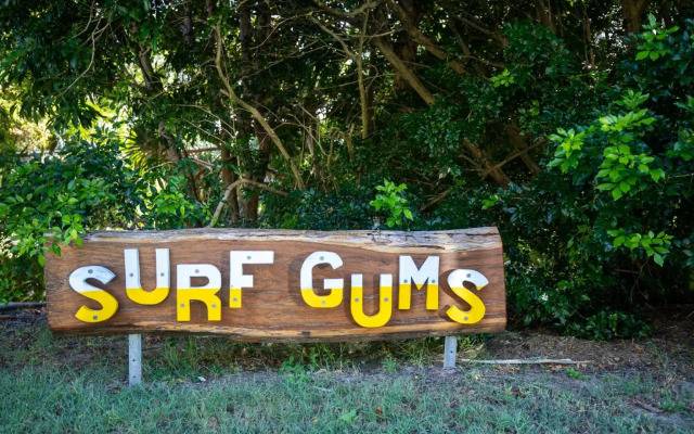 Surf Gums + Sleeps 8 + Pet Friendly + Ocean Views