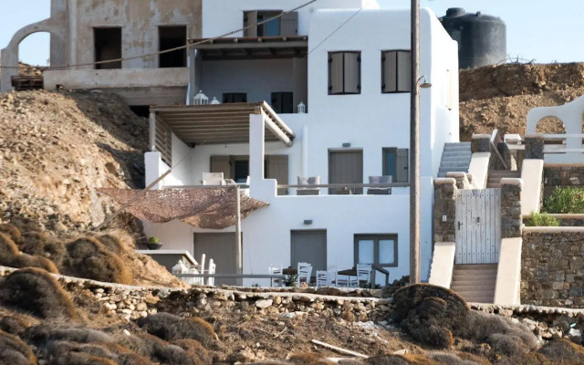 Sea Rock & Sky Private Residence