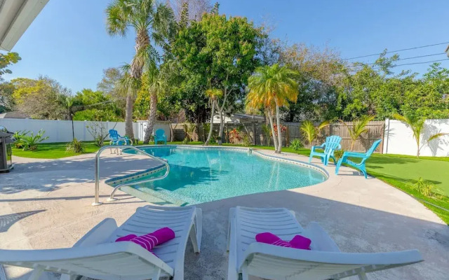 Tropical Paradise in Largo