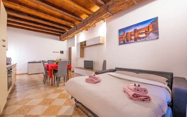 You & Me Corporation Home Verona Centro