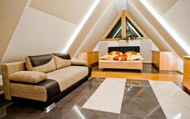 Apartamenty Toporowa Cyrhla