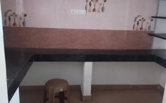 Varun Residency By OYO Rooms