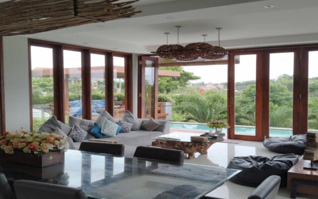 Elmina Villa Bali