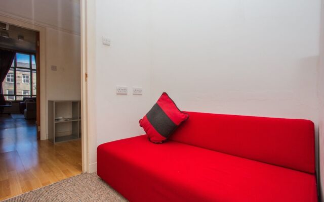 Two Bedroom Flat in Edinburgh
