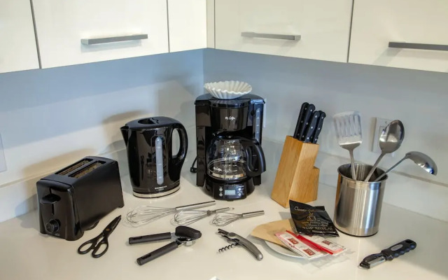 Bay Breeze Premium Apartments By Eskape Collection